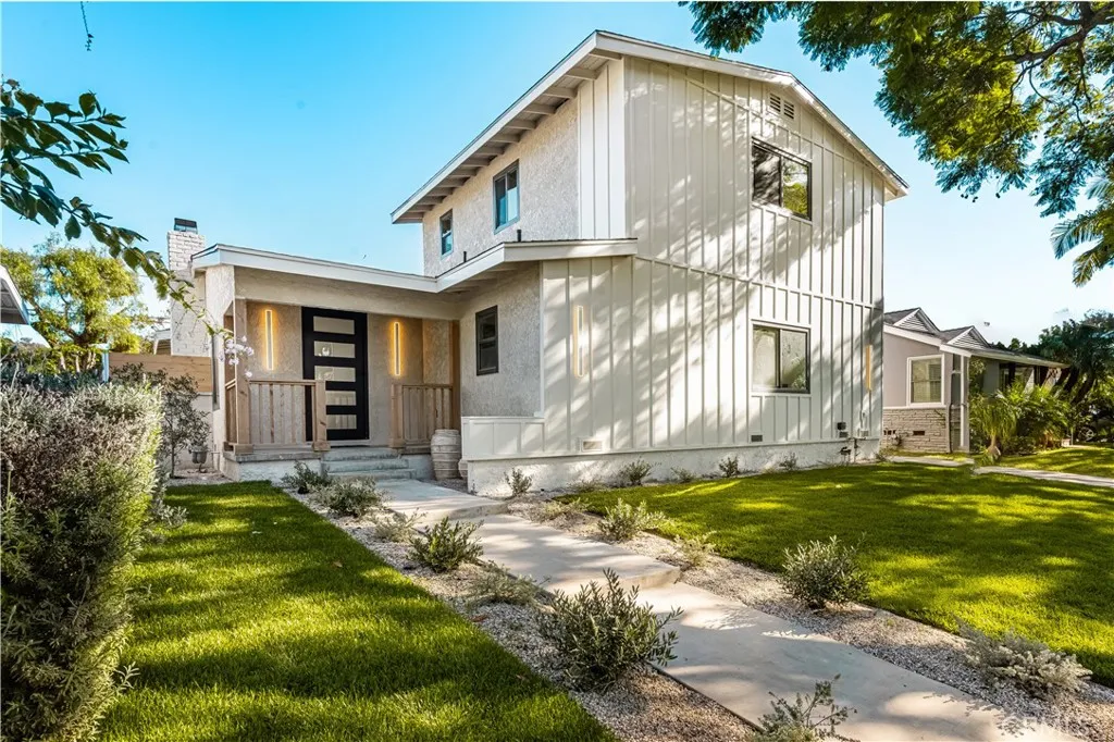 2440 Ostrom, Long Beach, California 90815 home-pic-3